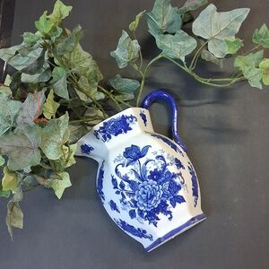 Vintage Cobalt Blue Pitcher Style Porcelain Wall Pocket